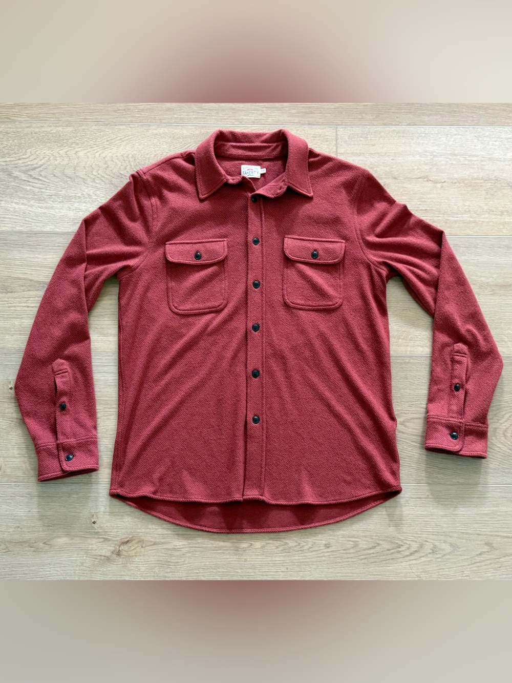 Faherty Legend Sweater Shirt Mens M Brick Red Stretch Knit Button Up